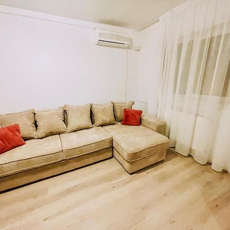 Lovely Apartment In A Quiet Area - Spitalul Judetean L5 ティミショアラ エクステリア 写真